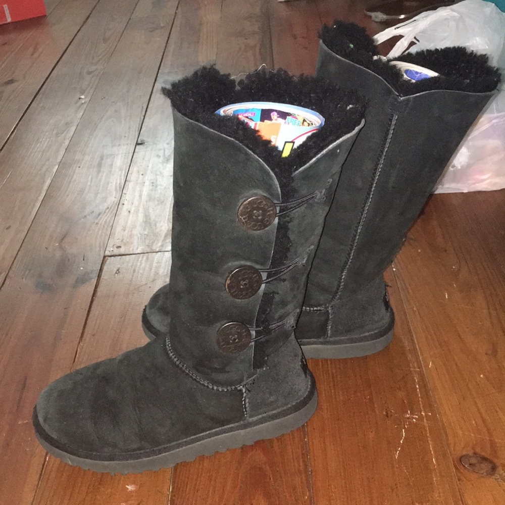 Black UGGs